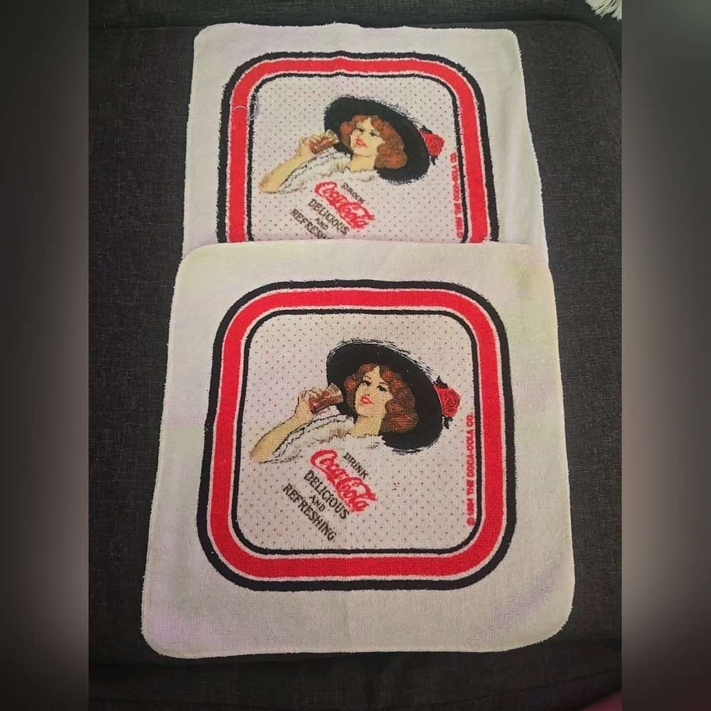Coca Cola Bath Cloths Set "Hamilton King Girl"